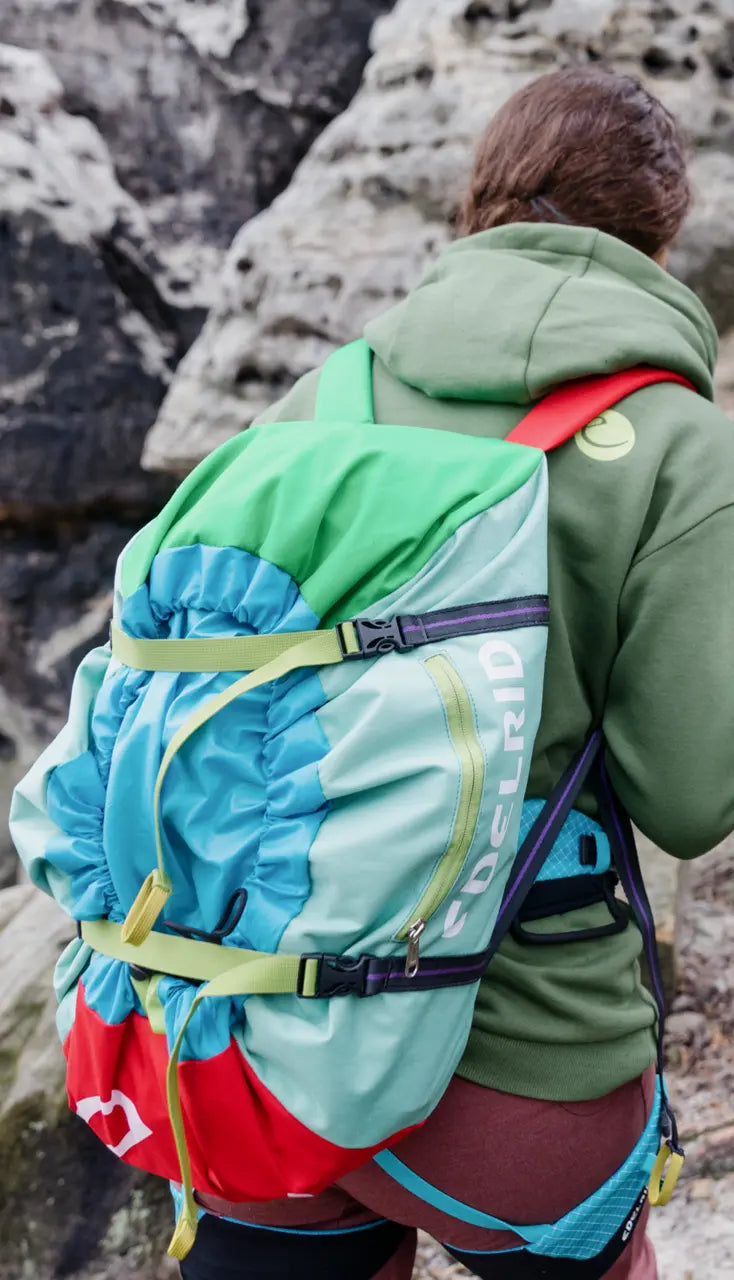 Load image into Gallery viewer, Drone II Rope Bag
